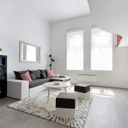Appartement Cobblestone Quarters With A Wave Of Colour
